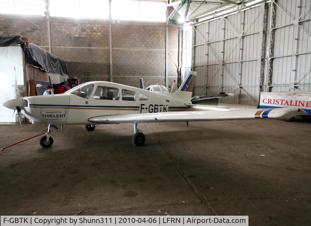 F-GBTK, Piper PA-28-161 Warrior II C/N 288016333, Hangared...