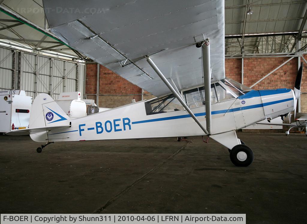 F-BOER, Piper PA-19 Super Cub C/N 181442, Hangared...