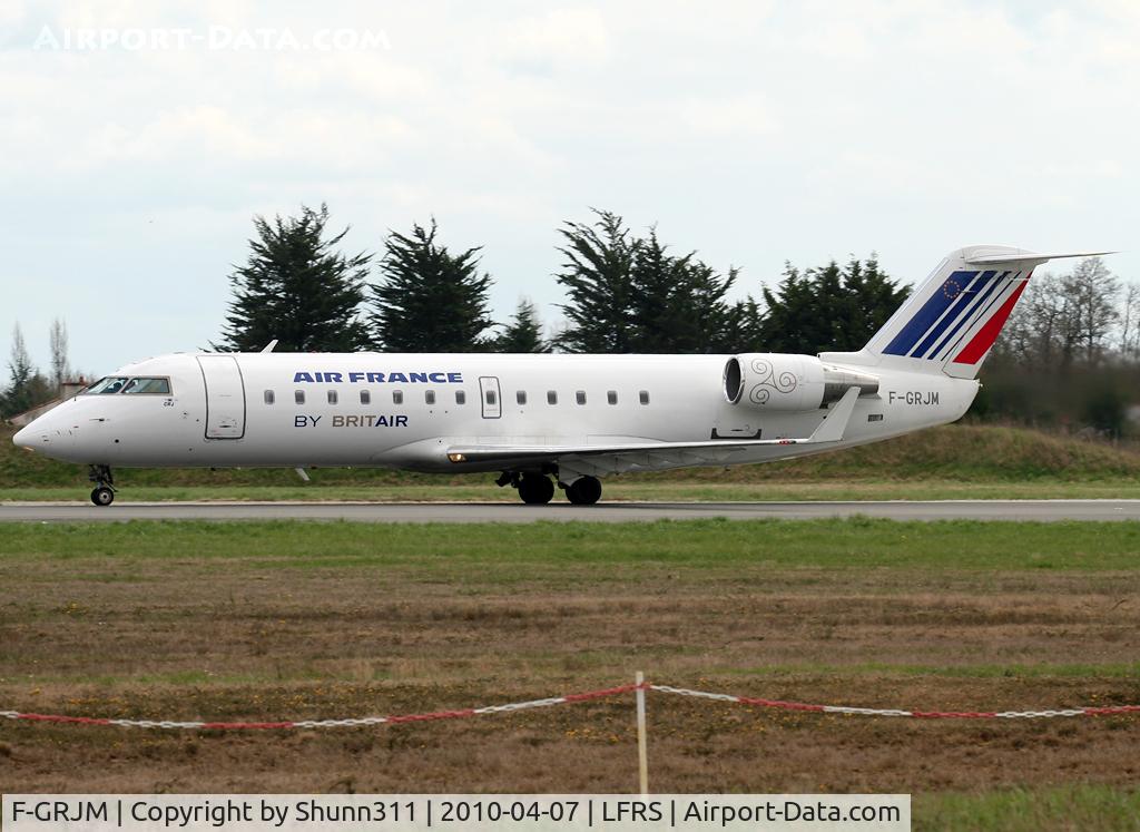 F-GRJM, 1998 Canadair CRJ-100ER (CL-600-2B19) C/N 7222, Ready for take off...
