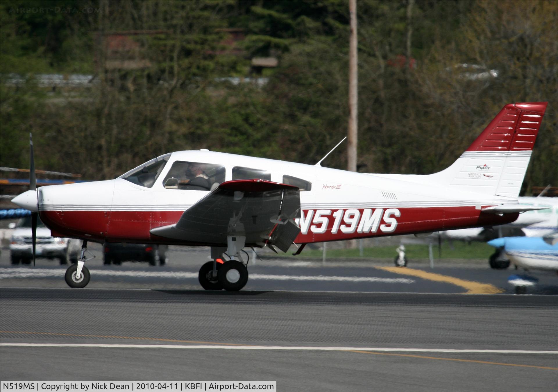 N519MS, 2002 Piper PA-28-161 Cherokee Warrior III C/N 2842159, KBFI