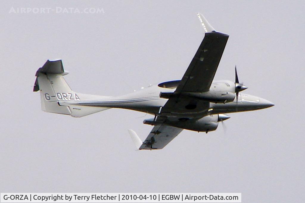 G-ORZA, 2005 Diamond DA-42 Twin Star C/N 42.062, 2005 Diamond Aircraft Industries Gmbh DA42 at Wellesbourne