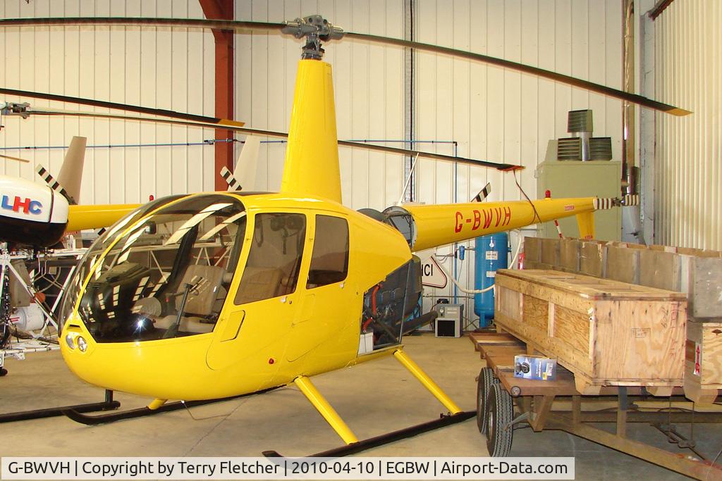 G-BWVH, 1994 Robinson R44 Astro C/N 0072, Robinson R 44 at Wellesbourne