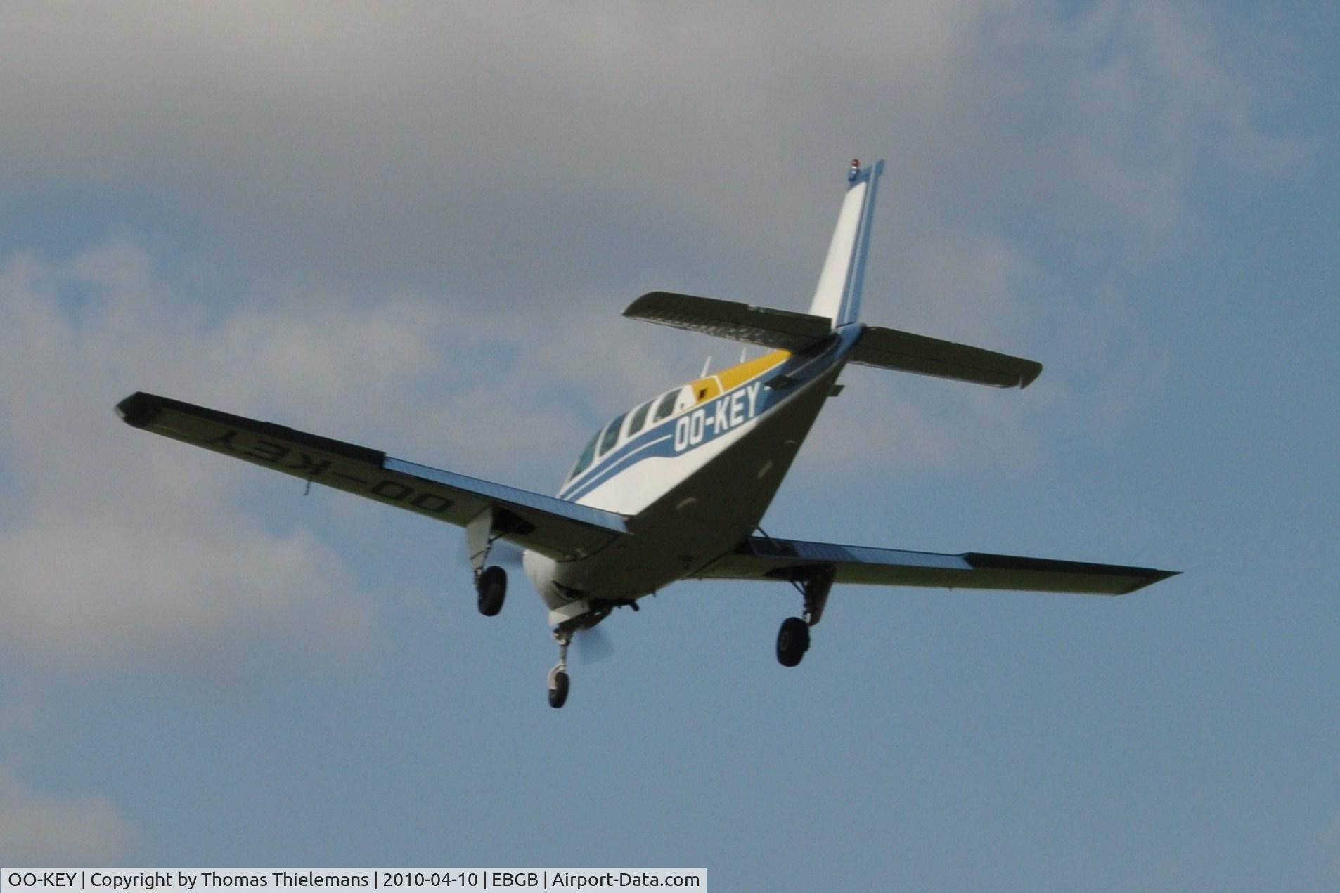 OO-KEY, 1977 Beech A36 Bonanza 36 Bonanza 36 C/N E-1150, /