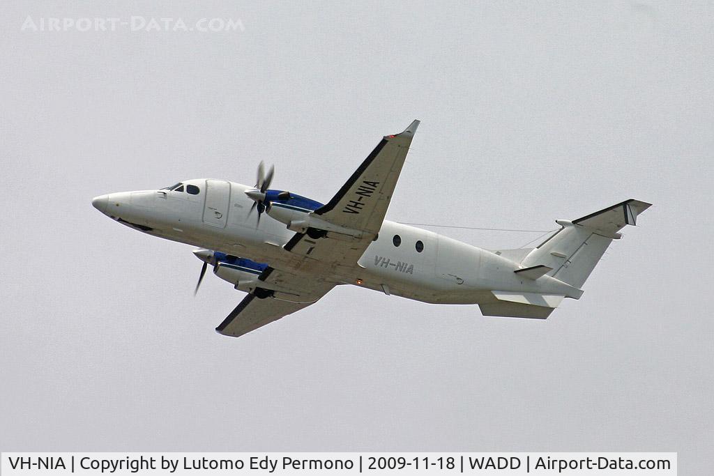 VH-NIA, 1994 Beech 1900D C/N UE-96, VINCENT AVIATION BEECH