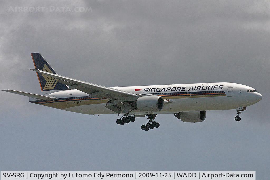 9V-SRG, 2001 Boeing 777-212/ER C/N 28522, Singapore Airlines
