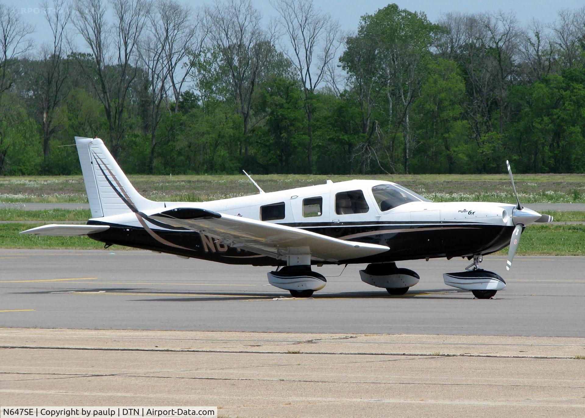 N647SE, 2005 Piper PA-32-301FT Saratoga C/N 3232047, At Downtown Shreveport.