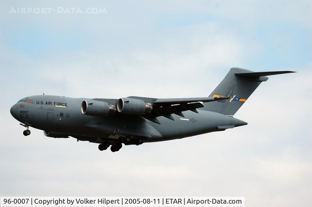 96-0007, 1996 McDonnell Douglas C-17A Globemaster III C/N P-39, at rms