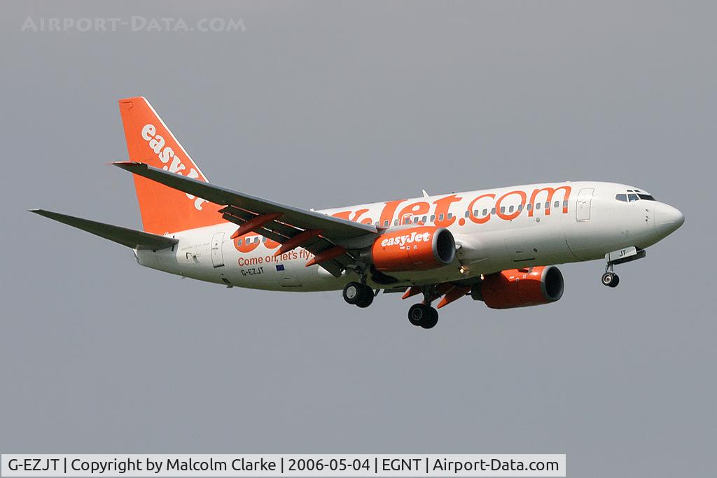G-EZJT, 2002 Boeing 737-73V C/N 32415, Boeing 737-73V on approach to Rwy 07 at Newcastle Airport in 2006.