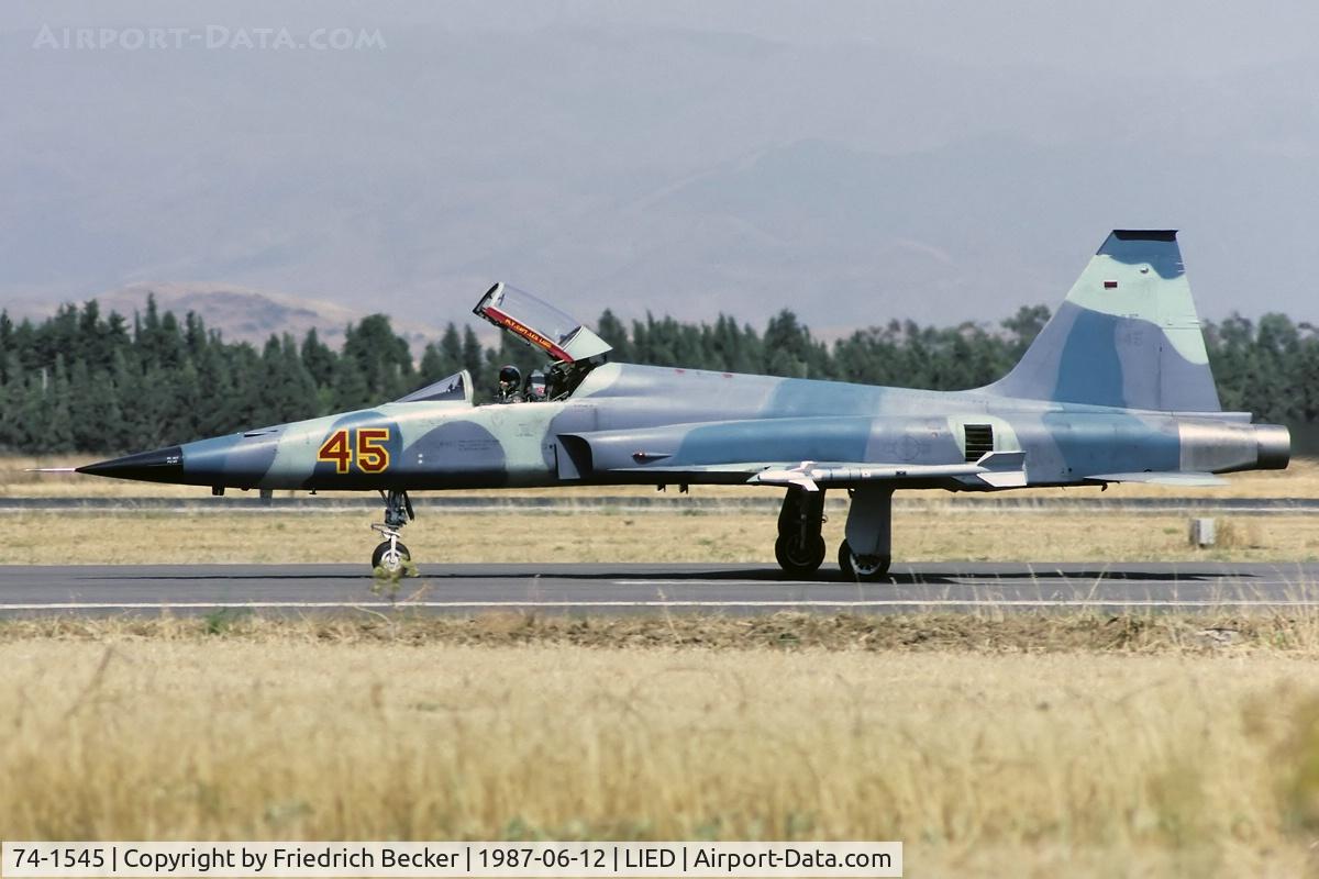 74-1545, 1974 Northrop F-5E Tiger II C/N R.1203, taxying to the active prior a DACT mission from Decimomannu