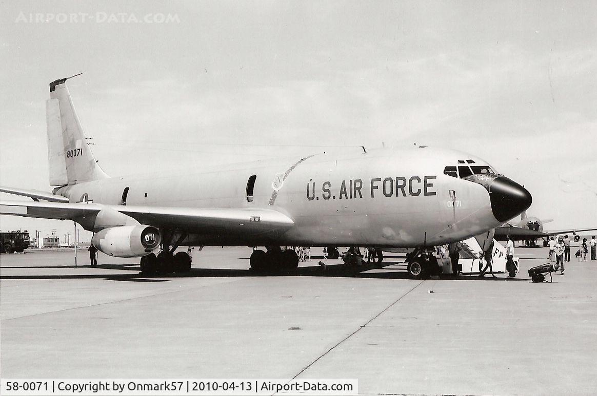 58-0071, 1958 Boeing KC-135Q Stratotanker C/N 17816, KC-135Q from Beale AFB at Malmstrom AFB, 1975