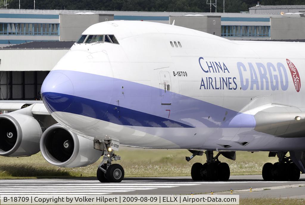 B-18709, 2002 Boeing 747-409F/SCD C/N 30766, China Cargo