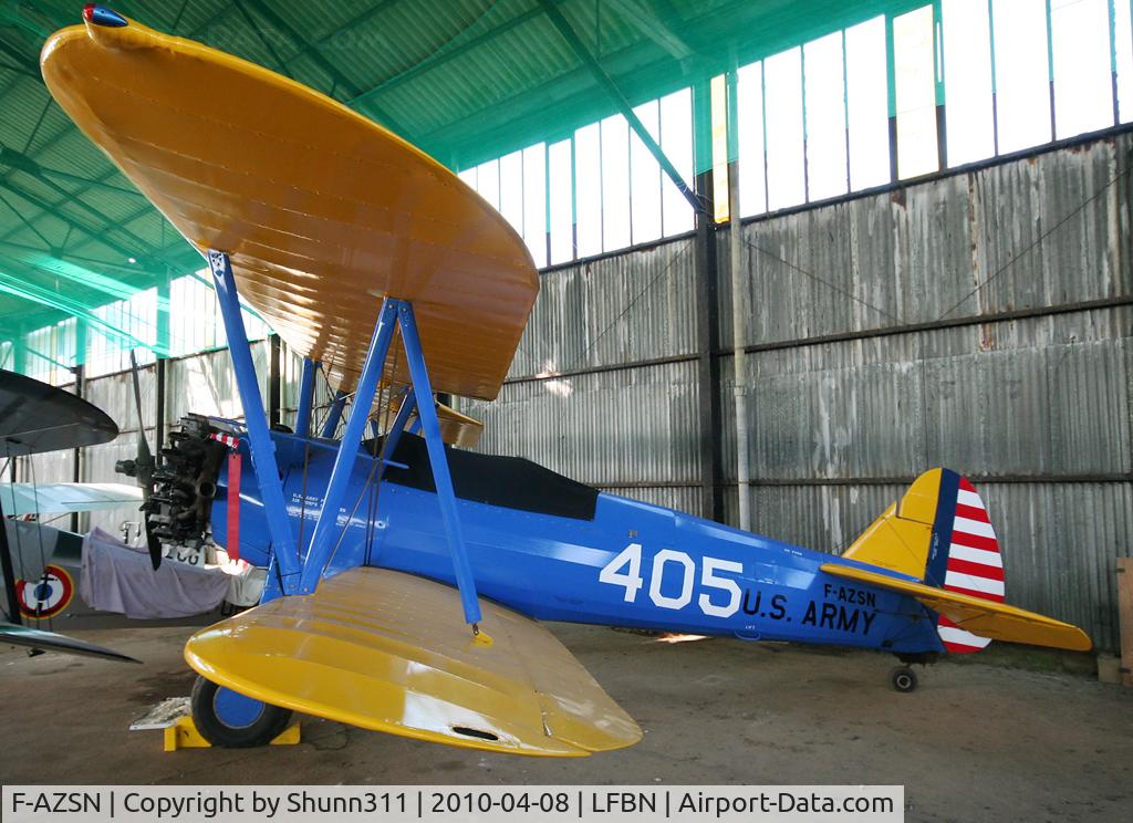 F-AZSN, 1941 Boeing A75N1 C/N 75-442, Hangared...