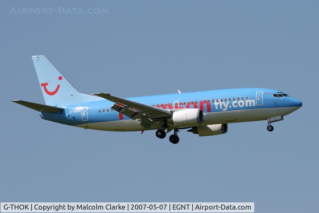 G-THOK, 1997 Boeing 737-36Q C/N 28660, Boeing 737-36Q on approach to Rwy 07 at Newcastle Airport in 2007.