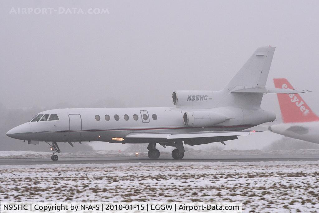 N95HC, 1994 Dassault Falcon 50 C/N 244, Arriving at a very dull Luton