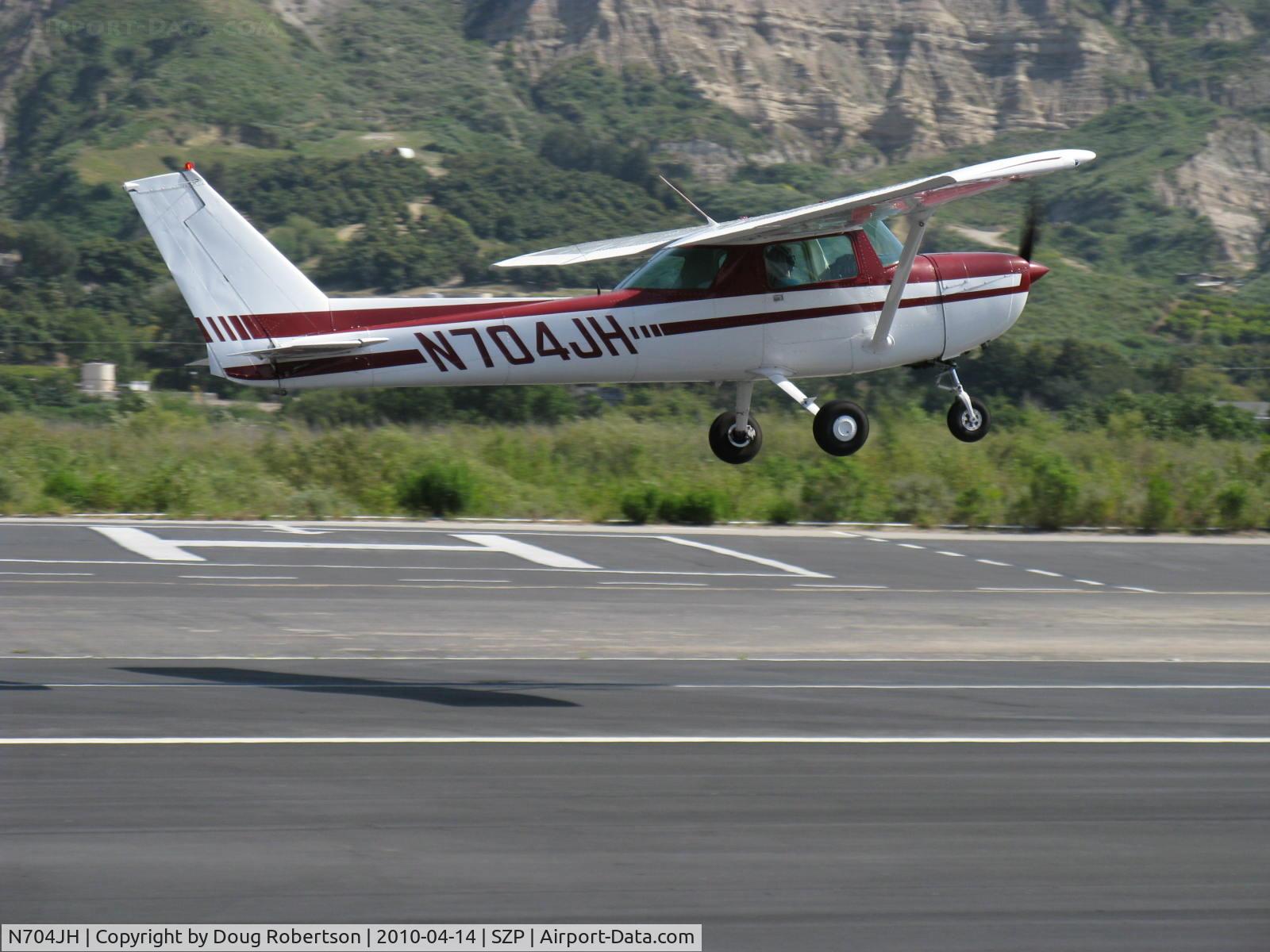 N704JH, 1976 Cessna 150M C/N 15078644, 1976 Cessna 150M, Continental O-200 100 Hp, takeoff climb Rwy 22