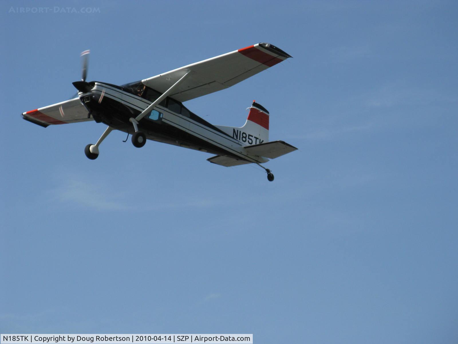 N185TK, 1981 Cessna A185F Skywagon 185 C/N 18504366, 1981 Cessna A185F SKYWAGON II, Continental IO-520-D 300 Hp, takeoff climb Rwy 22