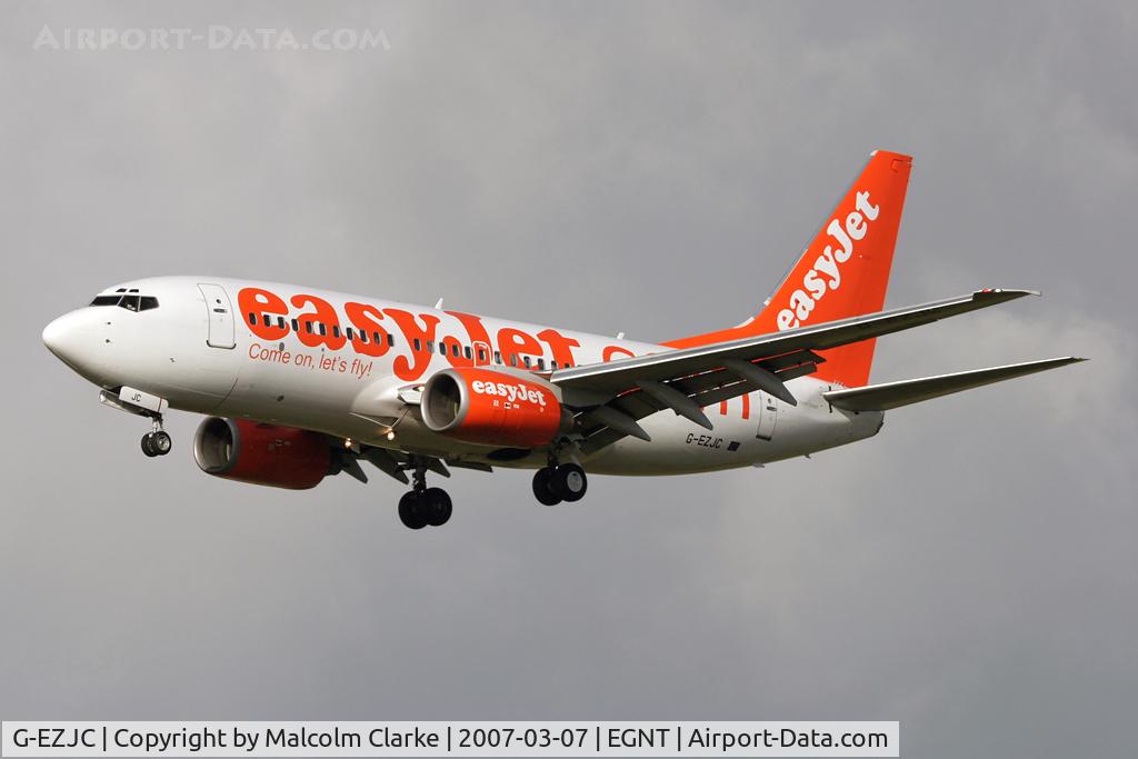 G-EZJC, 2000 Boeing 737-73V C/N 30237, Boeing 737-73V on approach to Rwy 25 at Newcastle Airport in 2007.