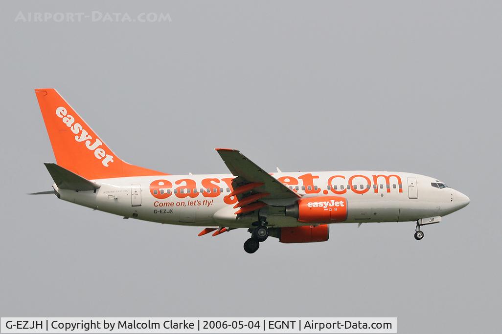 G-EZJH, 2001 Boeing 737-73V C/N 30240, Boeing 737-73V on approach to Rwy 07 at Newcastle Airport in 2006.