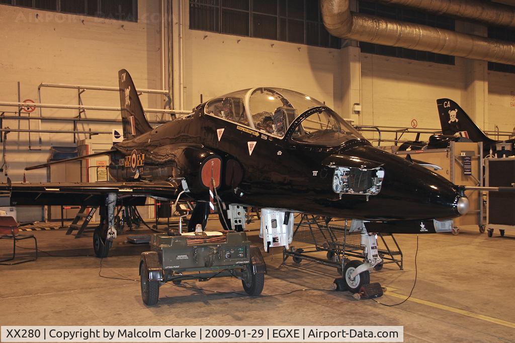 XX280, 1979 Hawker Siddeley Hawk T.1A C/N 105/312105, British Aerospace Hawk T1A in the 100 Sqn hangar at RAF Leeming in 2009.