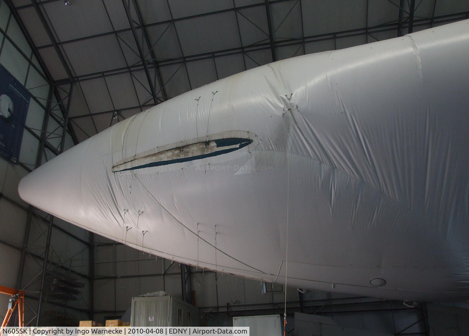 N605SK, 1986 Airship Industries Skyship 600 C/N 1215/05, Airship Industries Skyship 600 undergoing maintenance inside the Zeppelin-hangar at Friedrichshafen airport