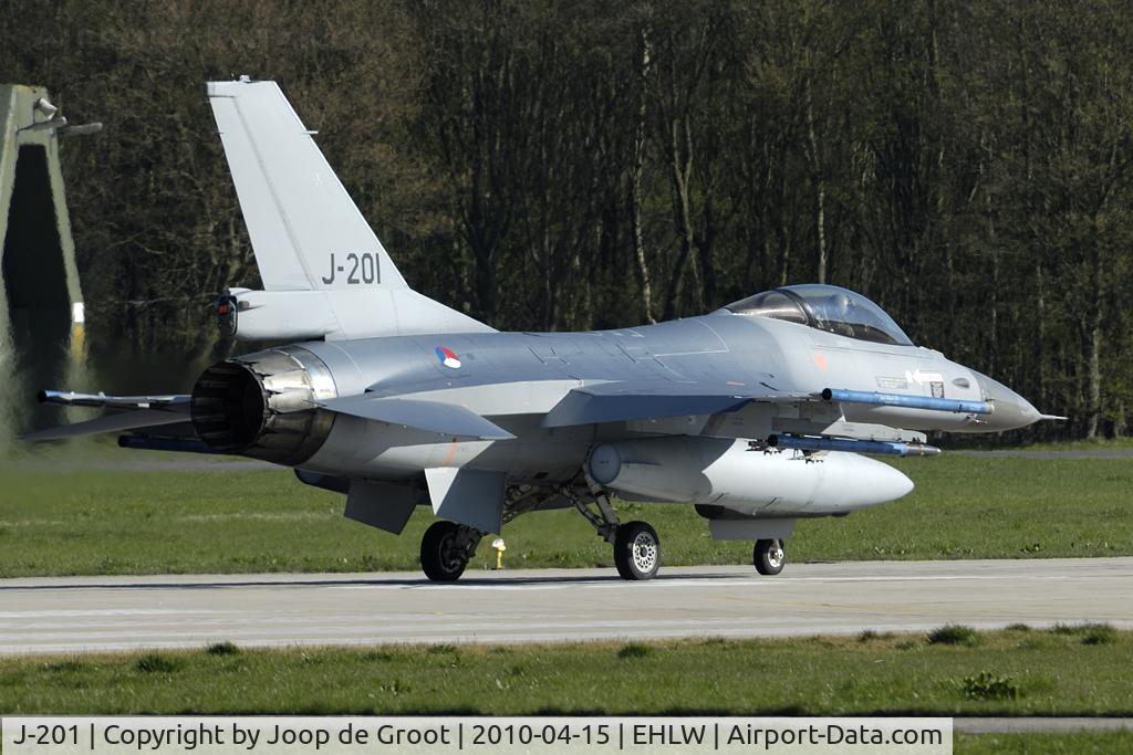 J-201, Fokker F-16AM Fighting Falcon C/N 6D-108, Early morning departure during the Frisian Flag exercise.