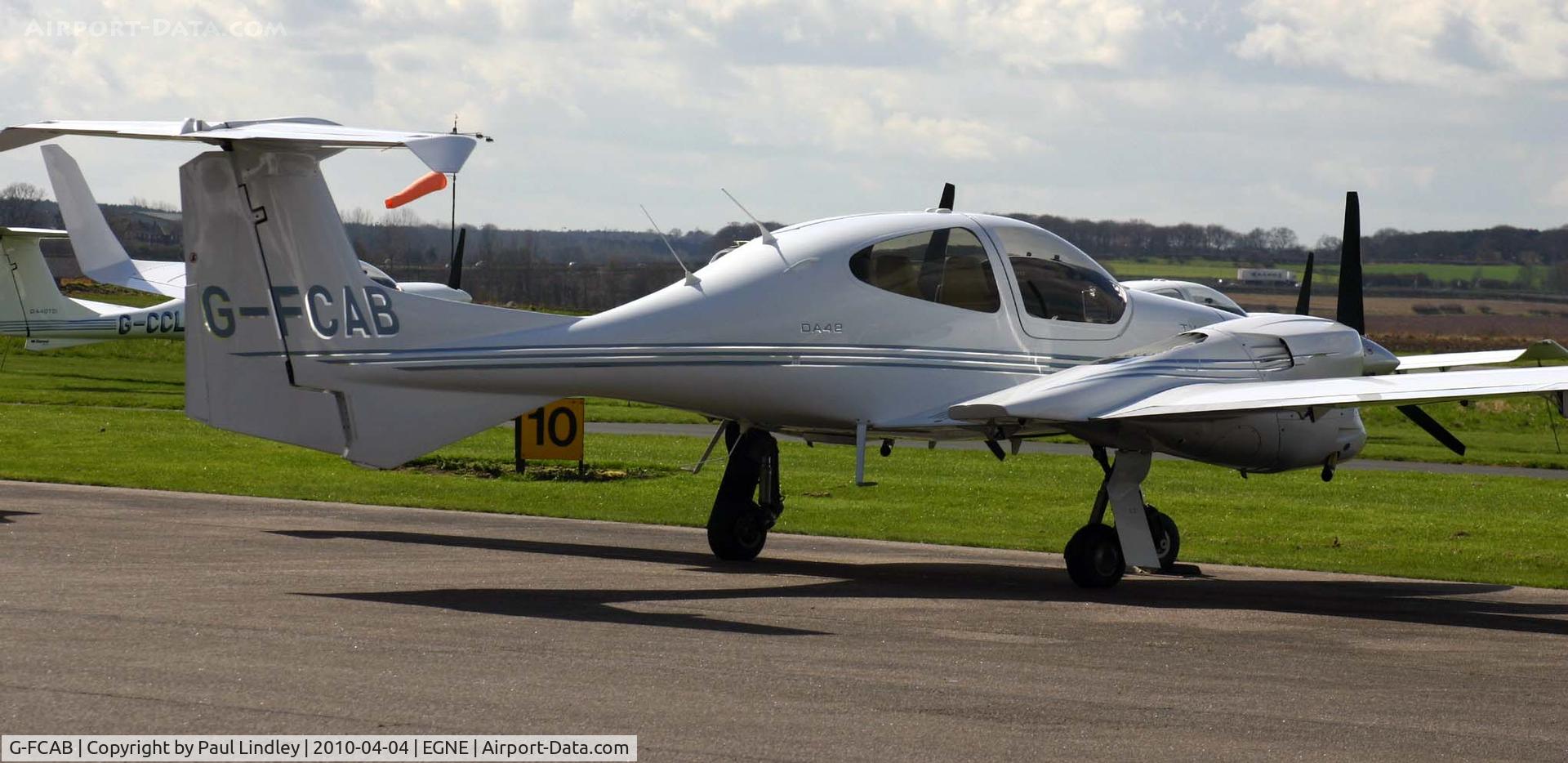 G-FCAB, 2005 Diamond DA-42 Twin Star C/N 42.060, waiting