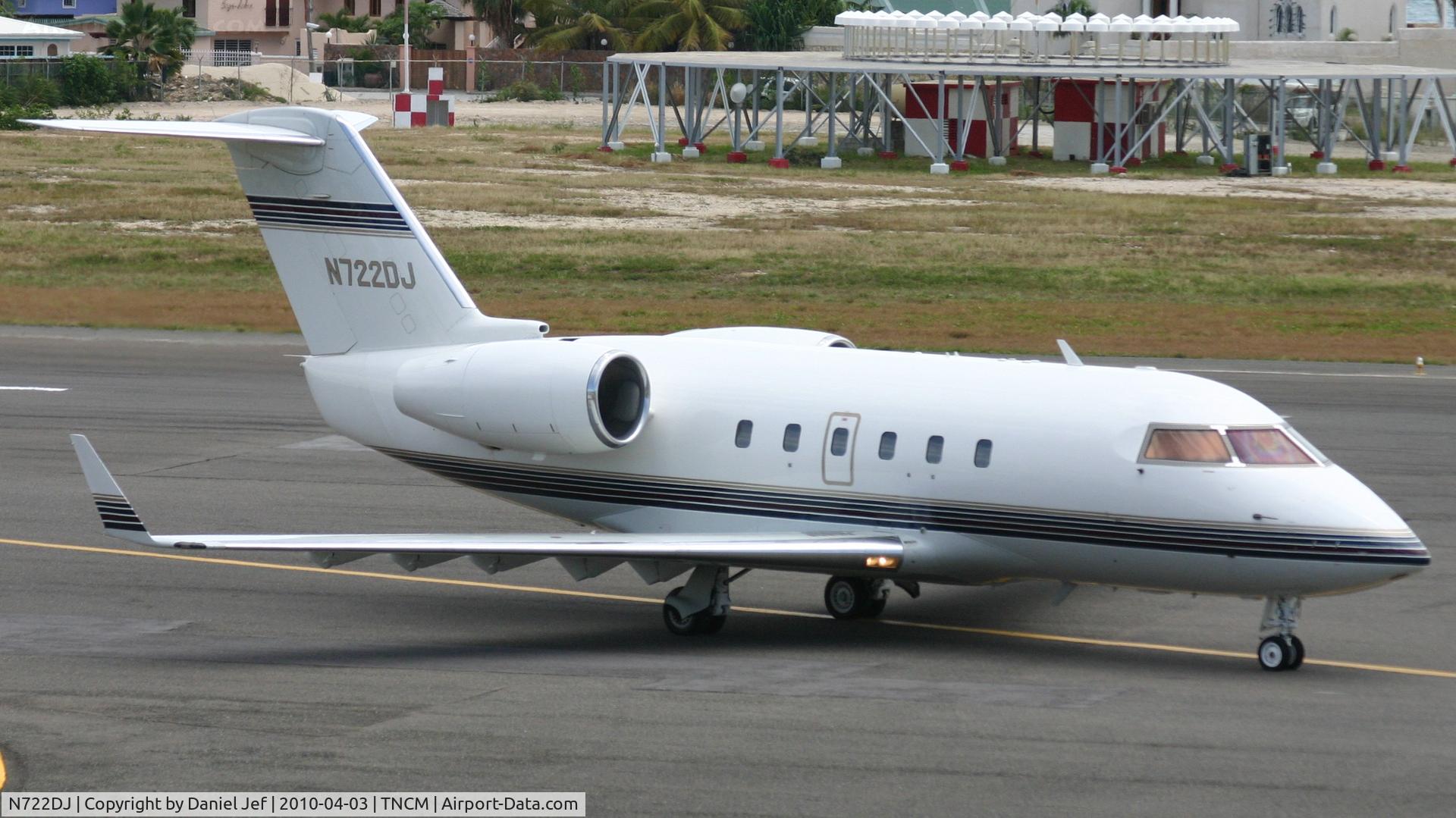 N722DJ, 1982 Canadair Challenger 600S (CL-600-1A11) C/N 1029, N722DJ back tracking the active for take off TNCM runway 10