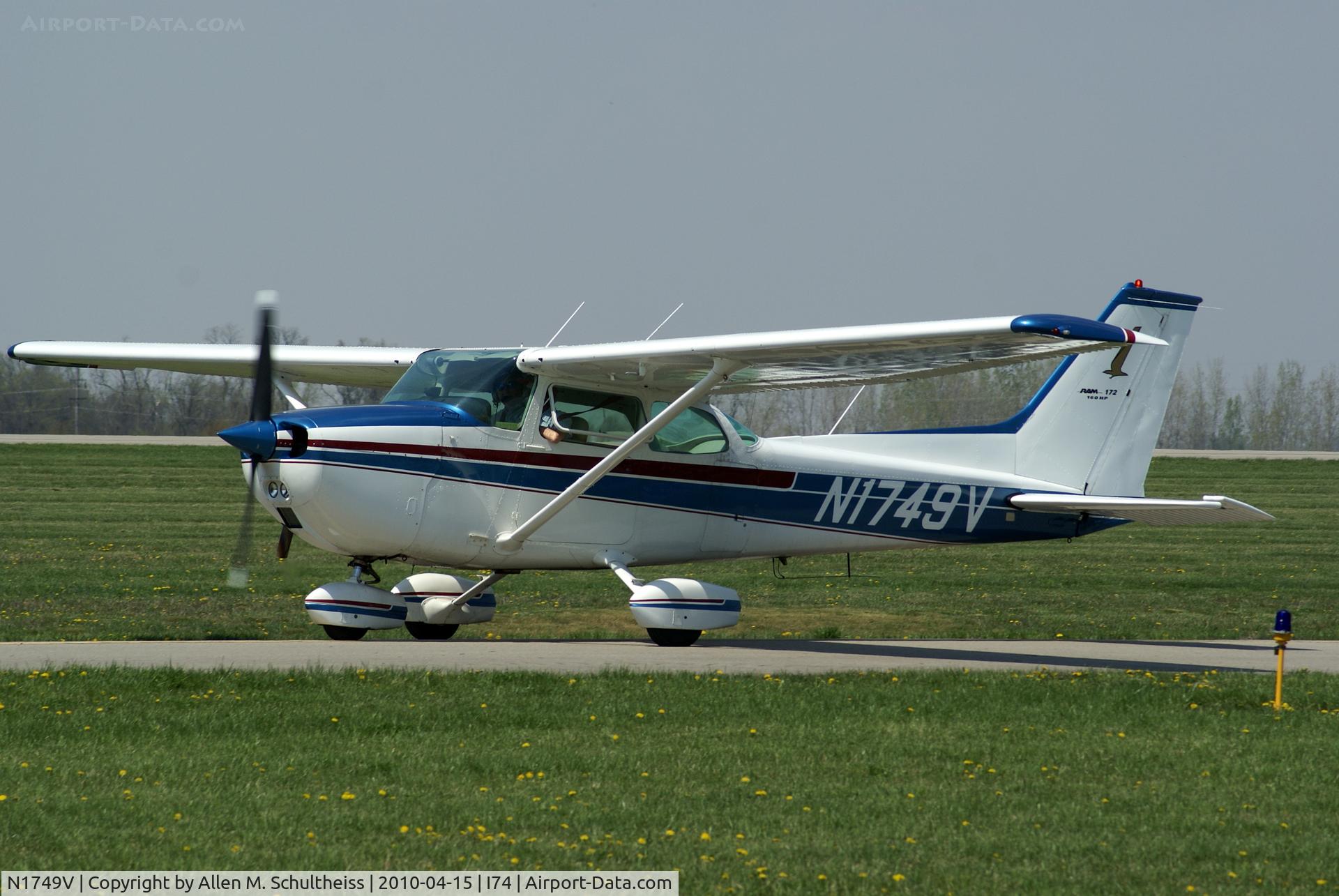 N1749V, 1974 Cessna 172M C/N 17263737, 1974 Cessna 172M