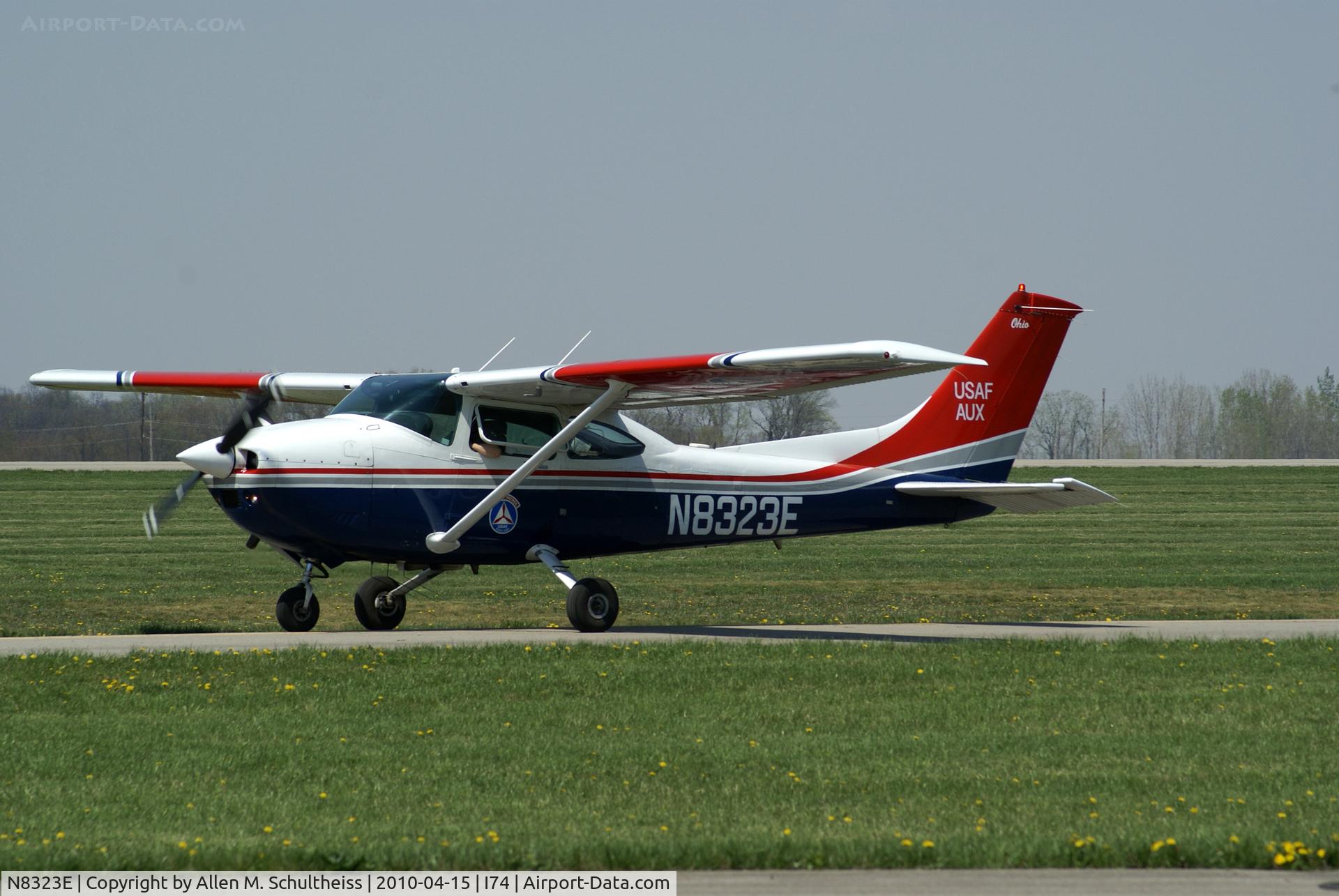 N8323E, 1984 Cessna 182R Skylane C/N 18268391, 1984 Cessna 182R
