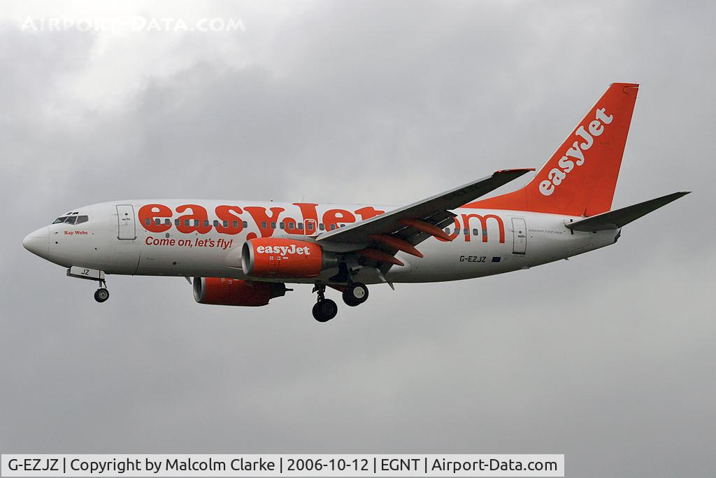 G-EZJZ, 2003 Boeing 737-73V C/N 32421, Boeing 737-73V on approach to Rwy 25 at Newcastle Airport in 2006.