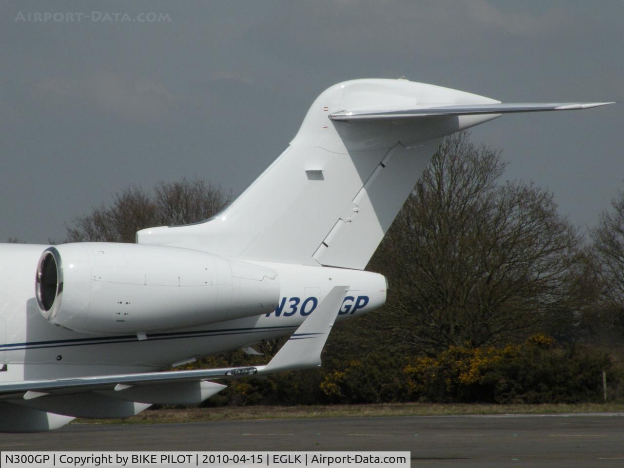 N300GP, Bombardier Challenger 300 (BD-100-1A10) C/N 20253, TAIL FEATHERS, VISITING CHALLENGER 