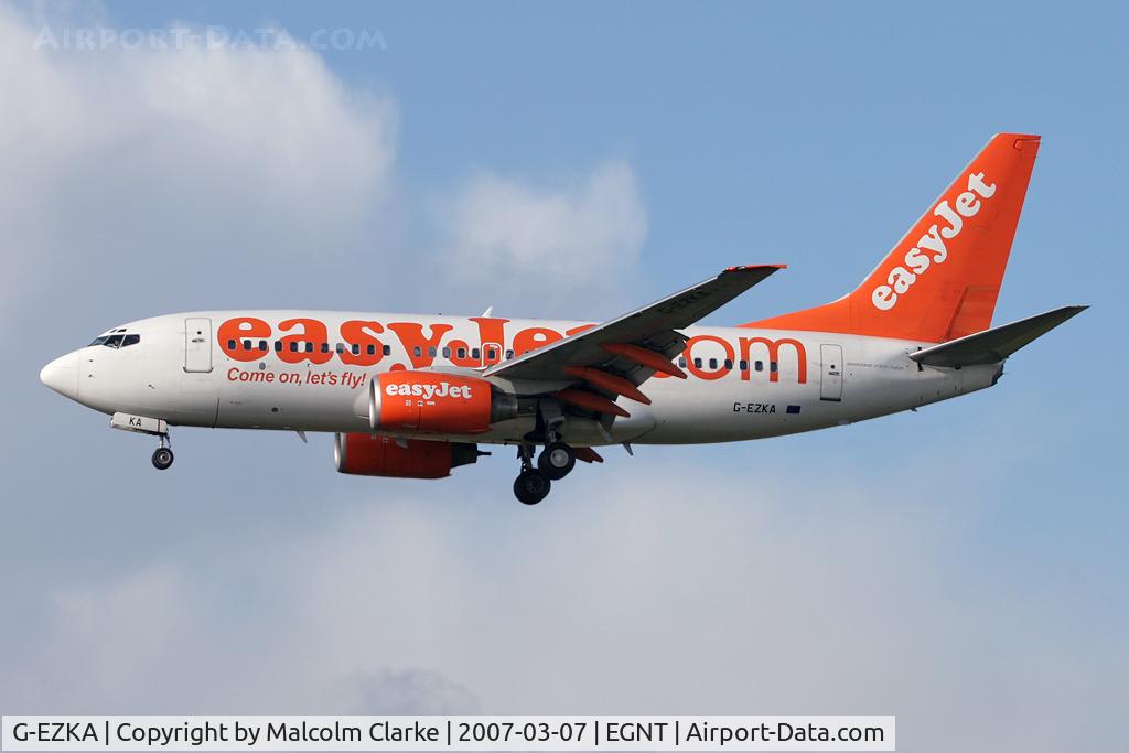 G-EZKA, 2003 Boeing 737-73V C/N 32422, Boeing 737-73V on approach to Rwy 25 at Newcastle Airport in 2007.