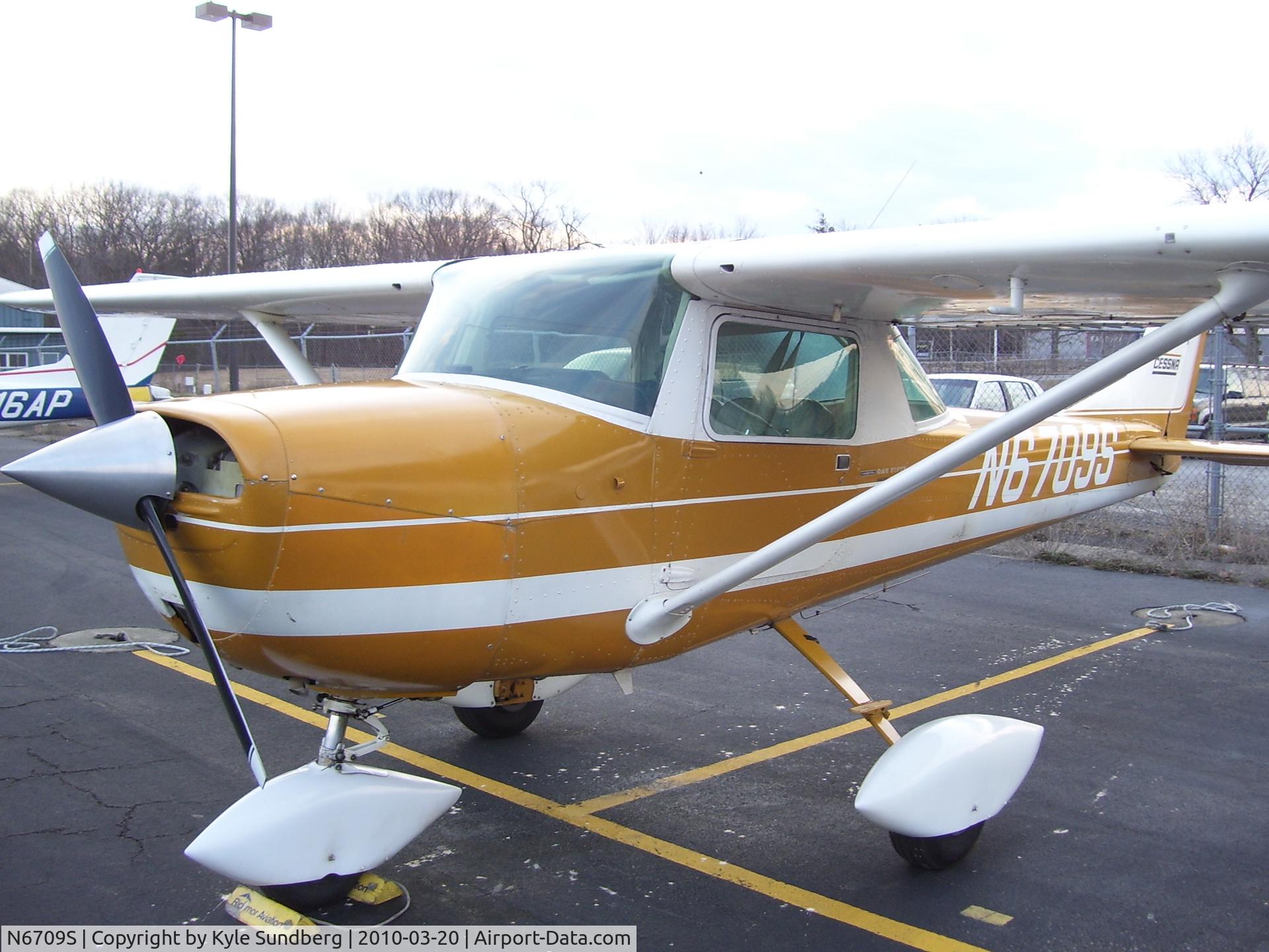 N6709S, 1967 Cessna 150H C/N 15067509, H-model manufactured in 1967