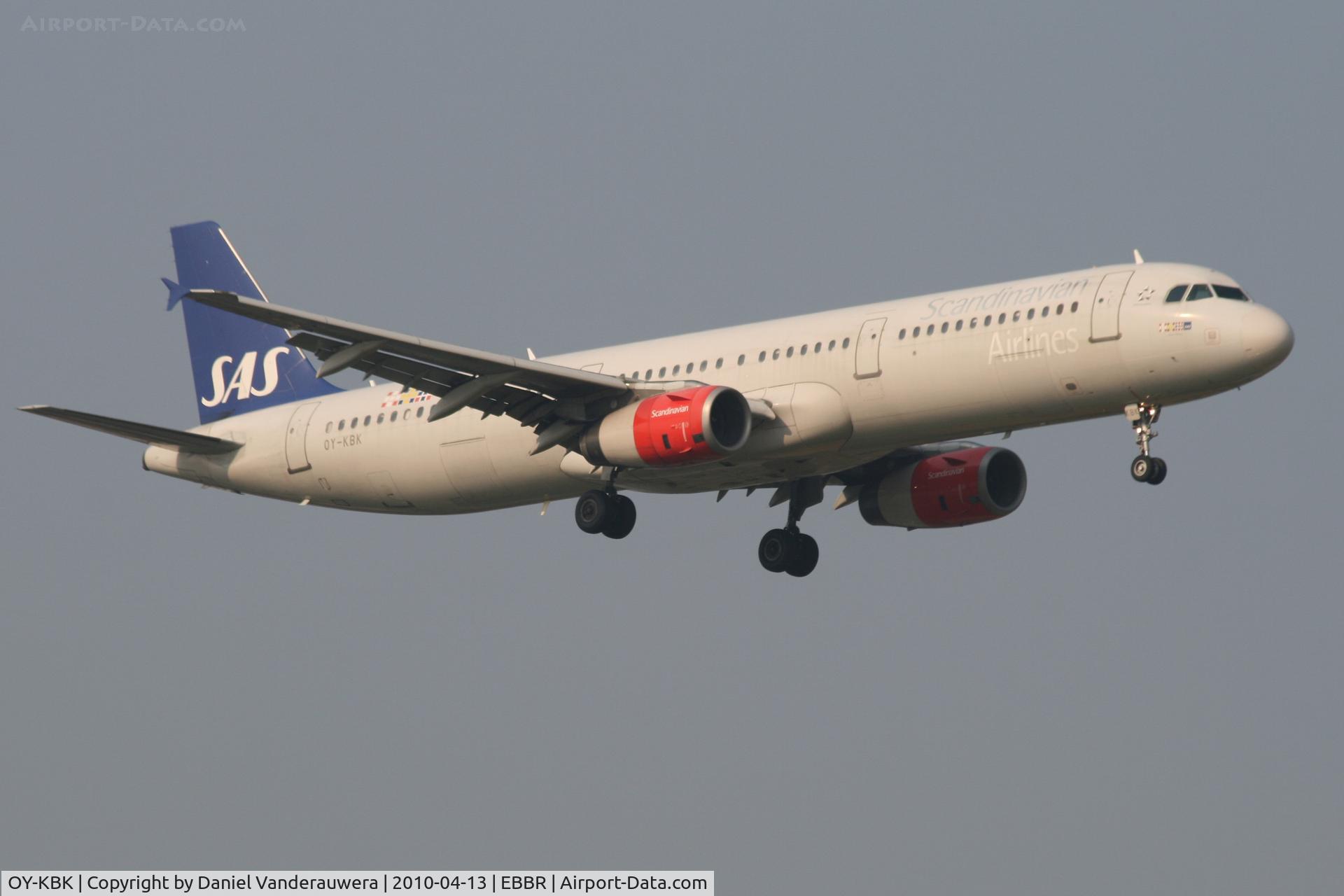 OY-KBK, 2001 Airbus A321-232 C/N 1587, Arrival of flight SK593 to RWY 02