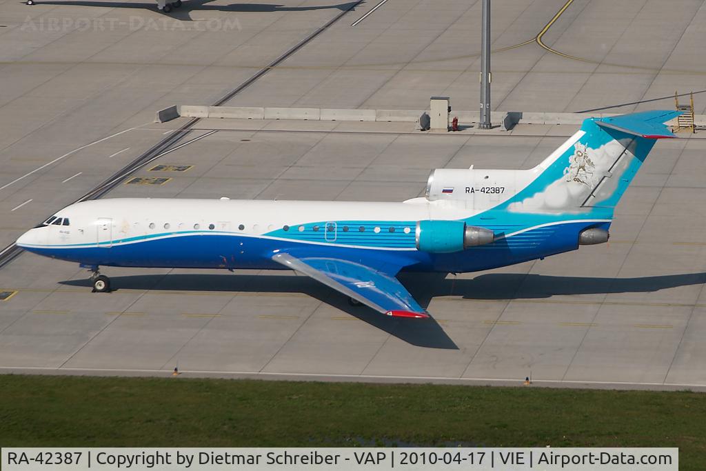 RA-42387, Yakovlev Yak-42D C/N 4520424016436, Yakservice Yakovlev 42