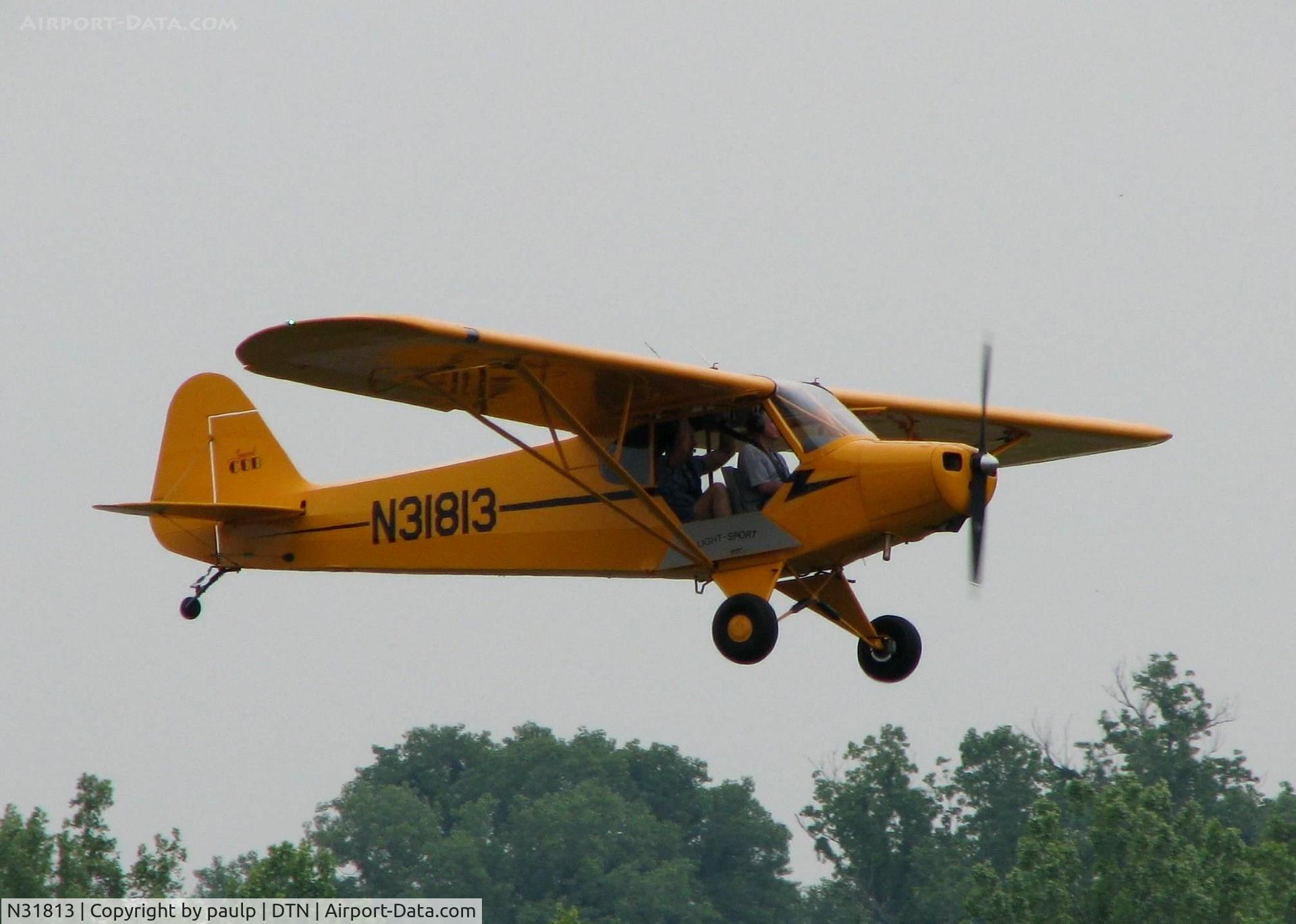 N31813, 2006 American Legend AL11 C/N AL-1063, Landing at Downtown Shreveport.