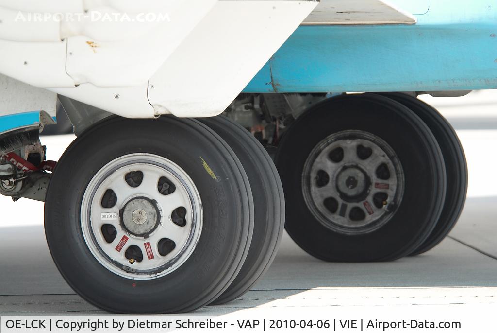 OE-LCK, 1997 Canadair CRJ-200LR (CL-600-2B19) C/N 7148, Austrian Arrows Regionaljet