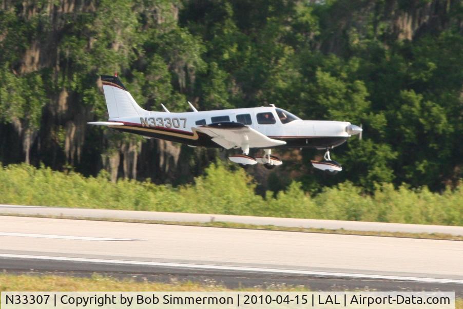 N33307, 1975 Piper PA-32-300 Cherokee Six C/N 32-7540093, Arriving at Lakeland, FL during Sun N Fun 2010.
