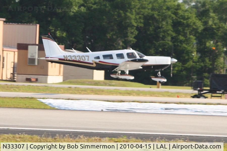 N33307, 1975 Piper PA-32-300 Cherokee Six C/N 32-7540093, Arriving at Lakeland, FL during Sun N Fun 2010.