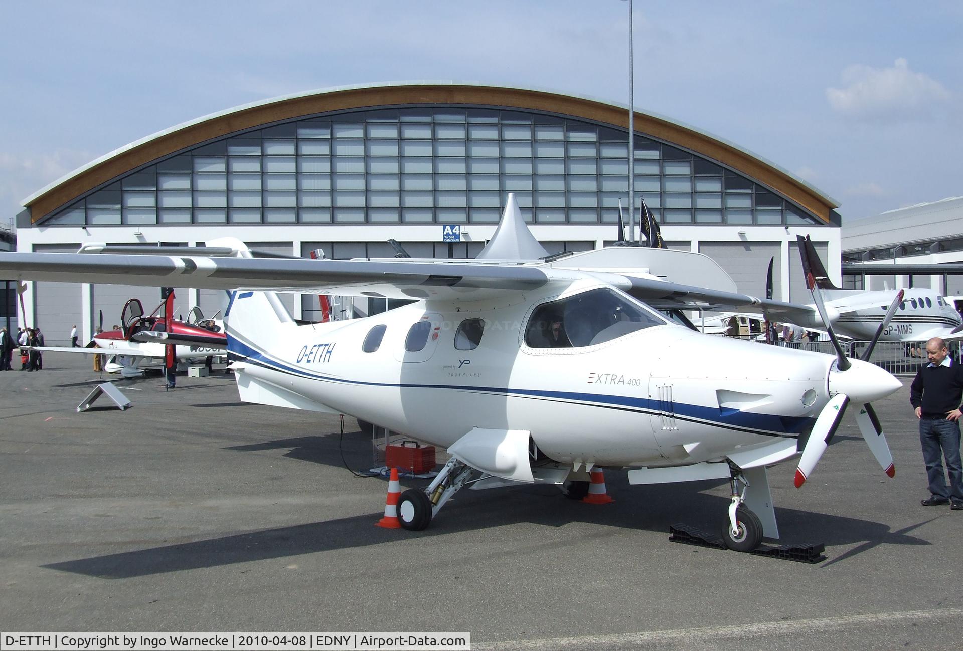 D-ETTH, Extra EA-400 C/N 21, Extra EA-400 at the AERO 2010, Friedrichshafen