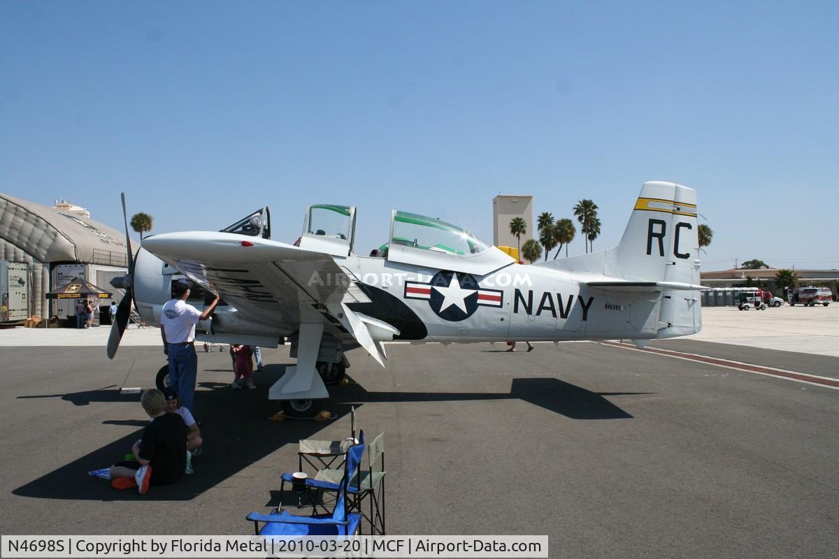 N4698S, North American T-28B Trojan C/N 200-69 (137706), T-28B