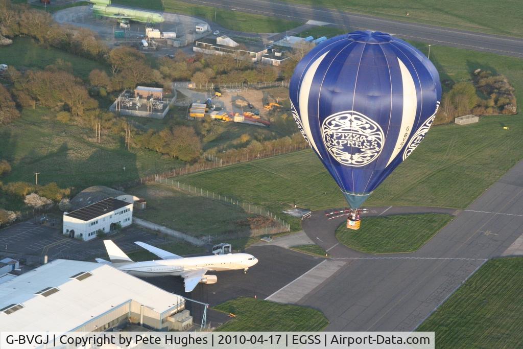 G-BVGJ, 1994 Cameron Balloons C-80 C/N 3099, G-BVGJ over Stansted, closed by volcanic ash, provides an opportunity for balloon flight