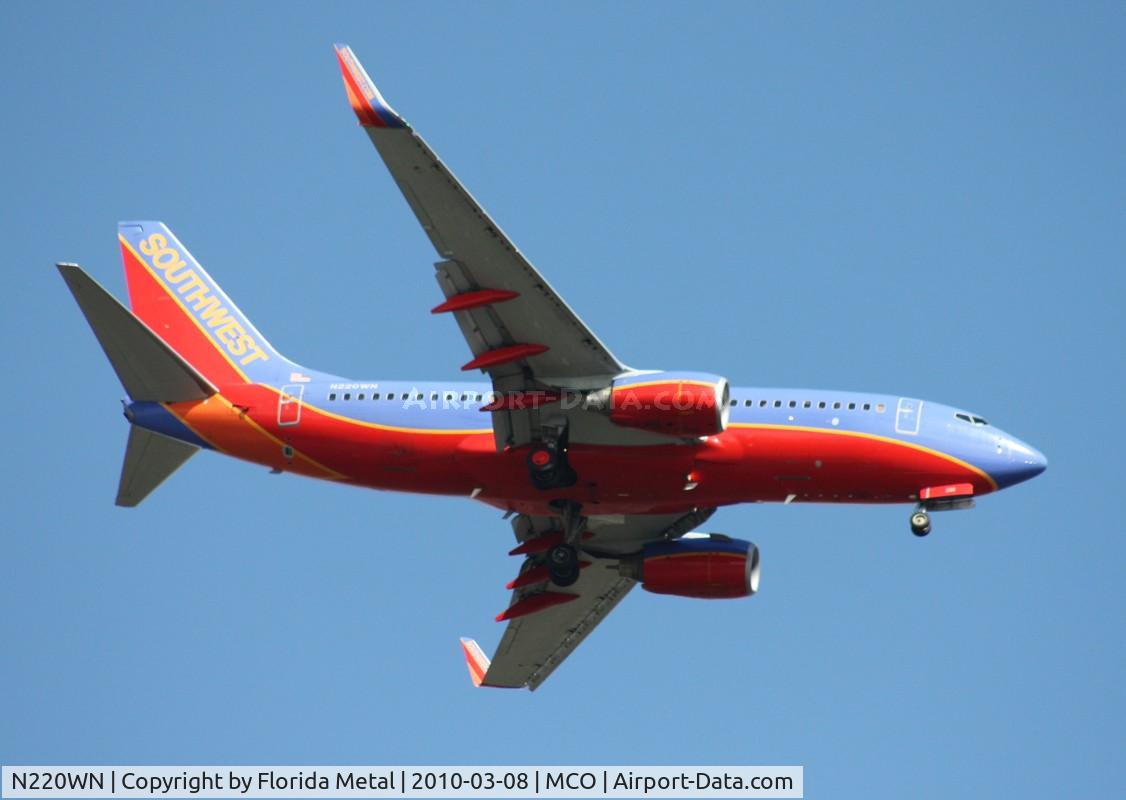 N220WN, 2005 Boeing 737-7H4 C/N 32491, Southwest 737-700