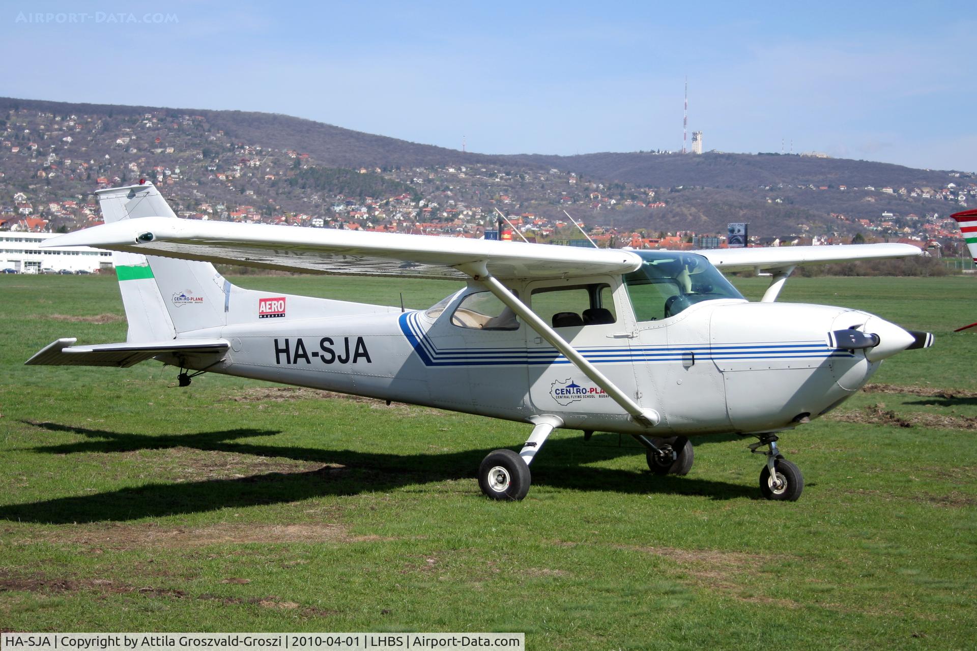 HA-SJA, 1973 Reims FR172J Reims Rocket C/N 0412, Budaörs-Airport, Hungary