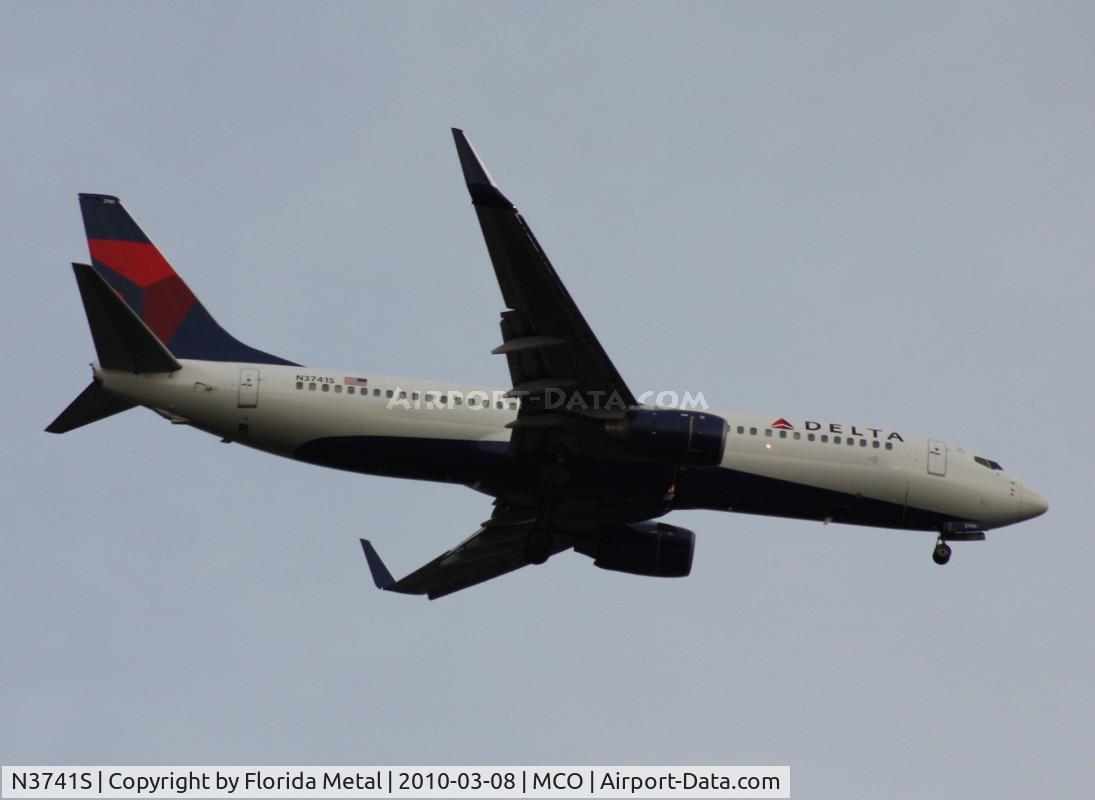 N3741S, 2001 Boeing 737-832 C/N 30487, Delta 737-800