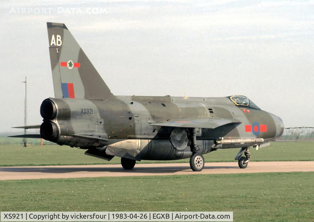 XS921, 1966 English Electric Lightning F.6 C/N 95254, Royal Air Force Lightning F6 (c/n 95254). Operated by 5 Squadron, coded 'AB'. Binbrook.