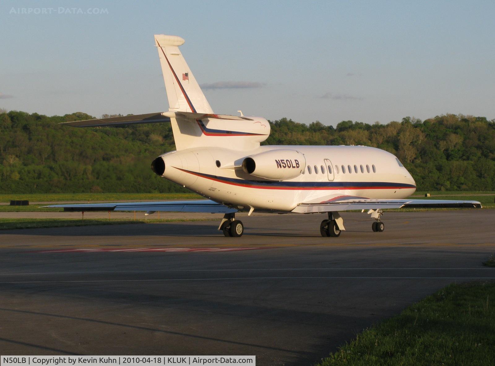 N50LB, 2006 Dassault Falcon 900EX C/N 608, Preparing to roar down rwy 7