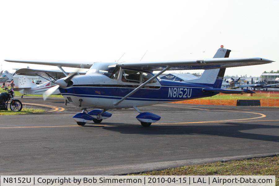 N8152U, 1964 Cessna 172F C/N 17252052, Departing Lakeland, FL during Sun N Fun 2010