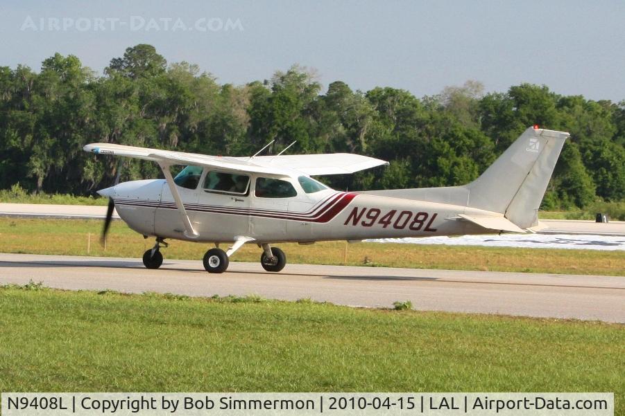 N9408L, 1986 Cessna 172P C/N 17276551, Sun N Fun 2010