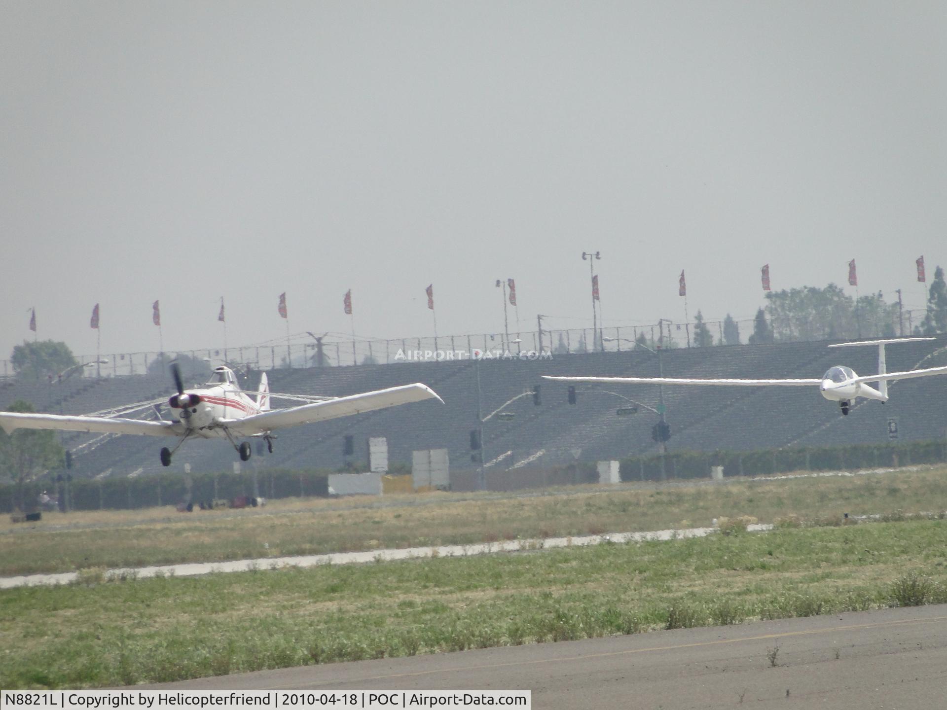 N8821L, 1971 Piper PA-25-260 C/N 25-5326, Taking off westbound taking N624RM aloft